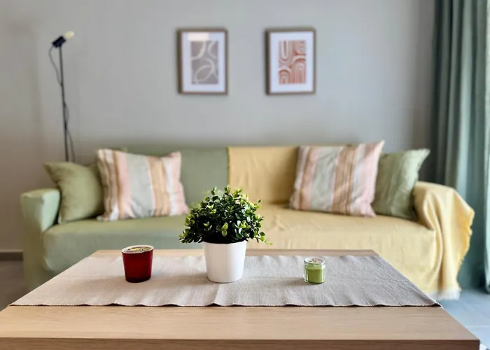 Marble Chic Getaway 1Bd Apart In Koukaki Athens