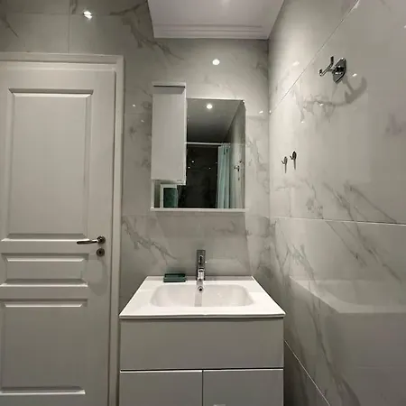 Marble Chic Getaway 1Bd Apart In Koukaki Athens Exterior photo