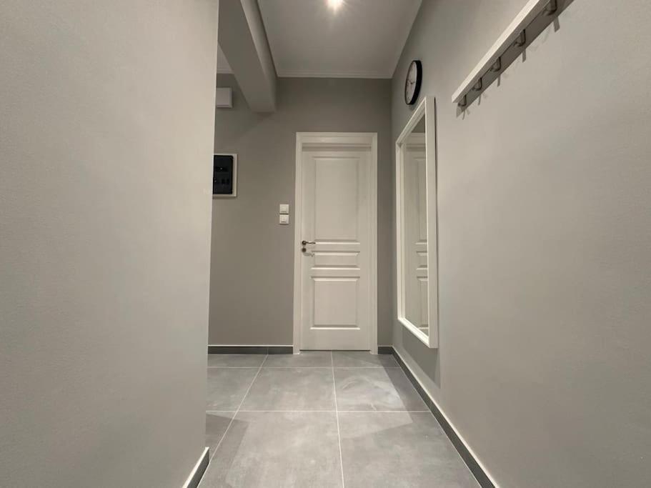 Marble Chic Getaway 1bd In Koukaki *